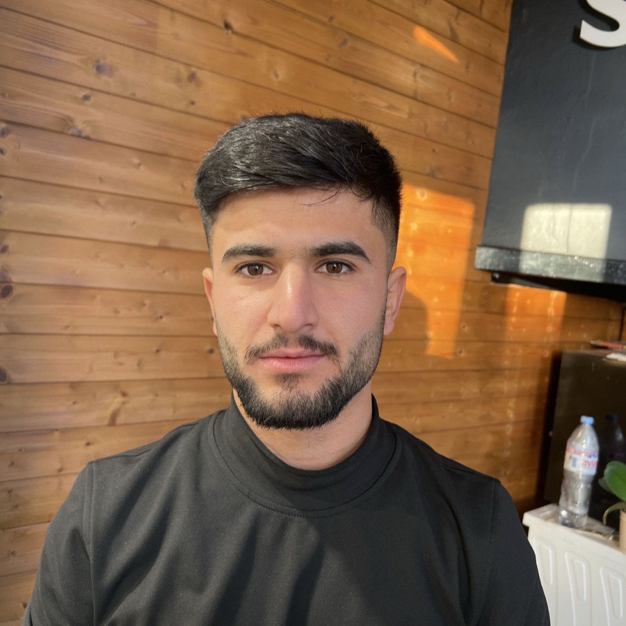 Ozzy, barber at Style Barbers